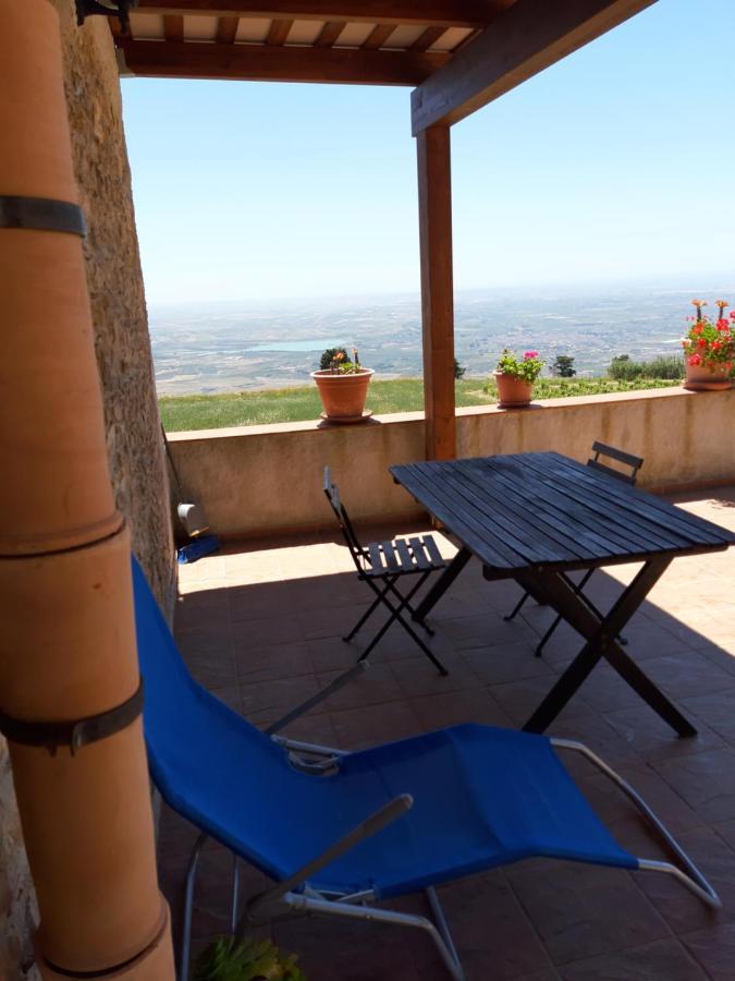 Casa Nel Vigneto Erice Casa de hóspedes Exterior foto