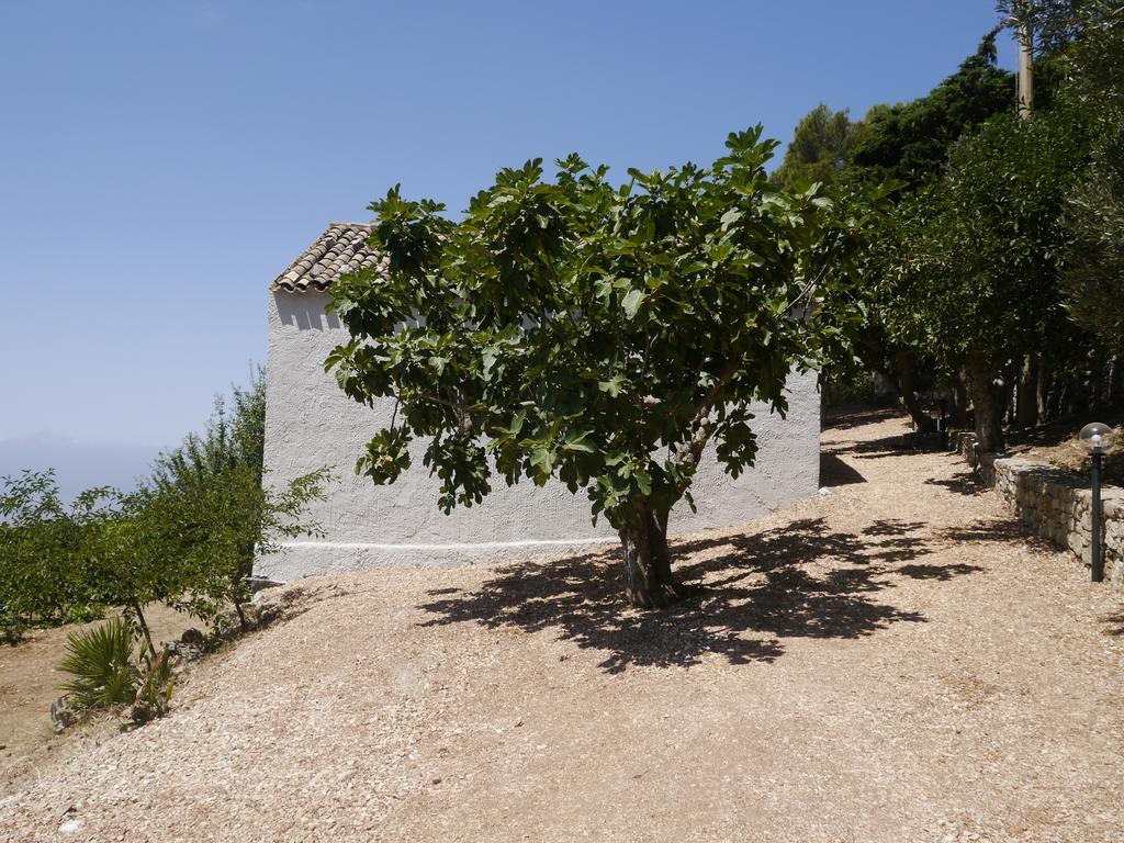 Casa Nel Vigneto Erice Casa de hóspedes Exterior foto
